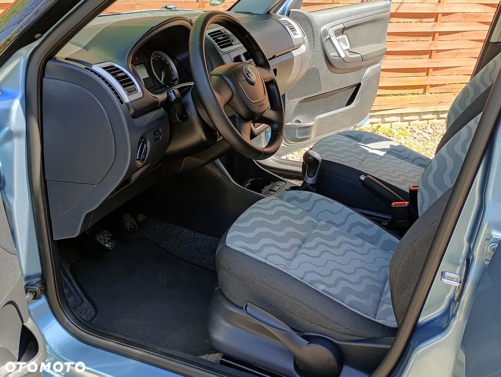 Skoda Fabia 1.2 HTP COOL EDITION - 6