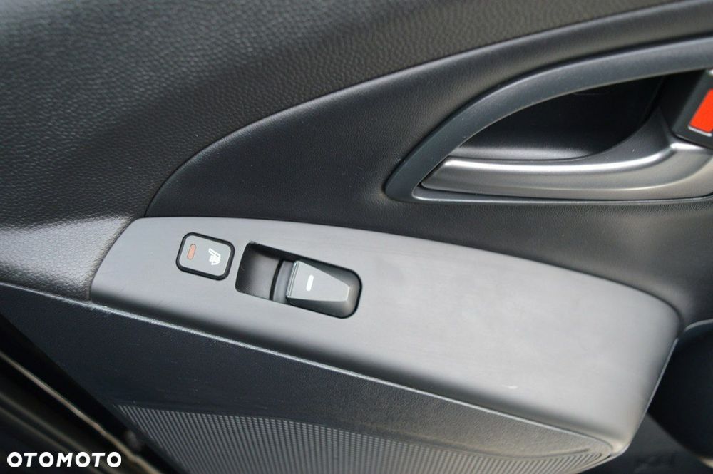 Hyundai ix35 1.7 CRDi Premium 2WD - 30