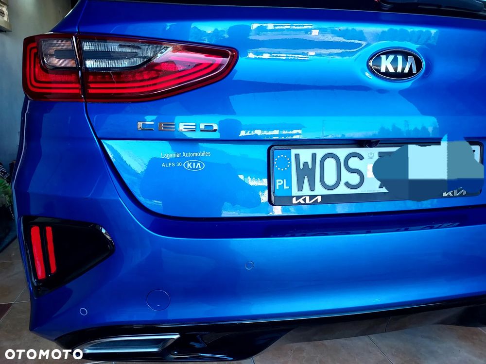 Kia Ceed 1.6 CRDi GT Line - 25