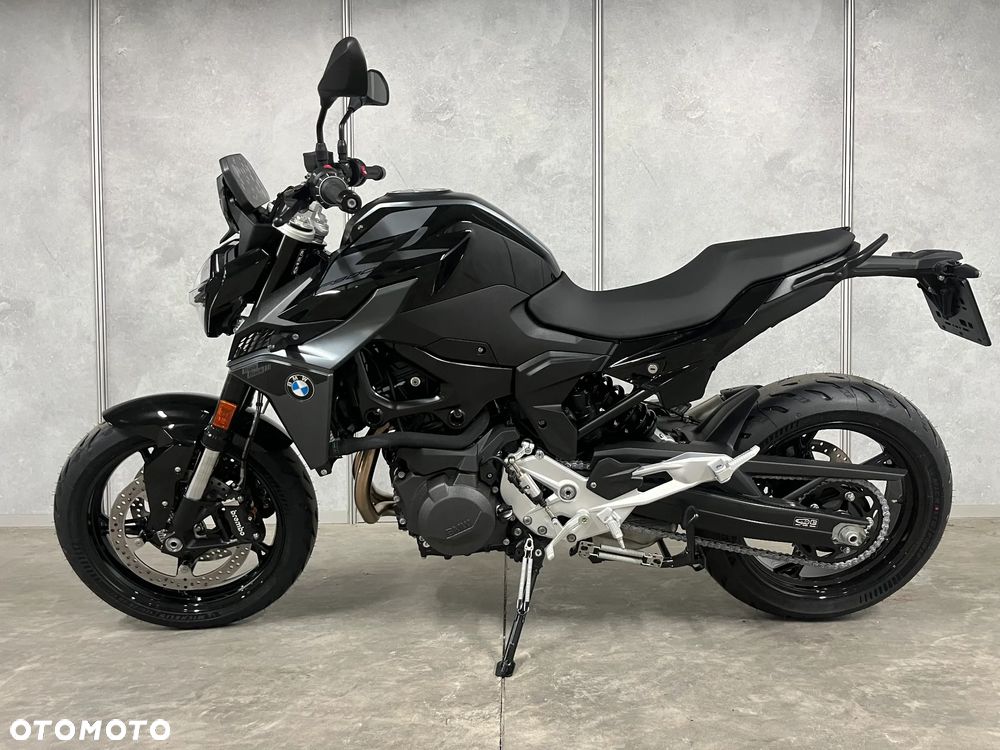 BMW F - 5