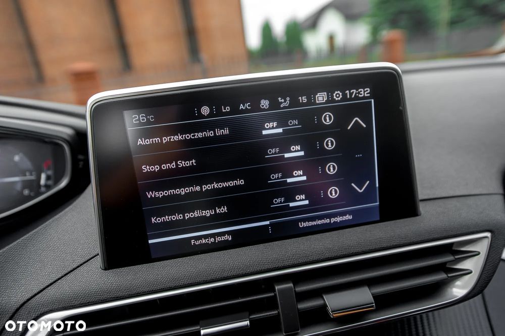 Peugeot 3008 1.5 BlueHDi Active Pack S&S EAT8 - 30