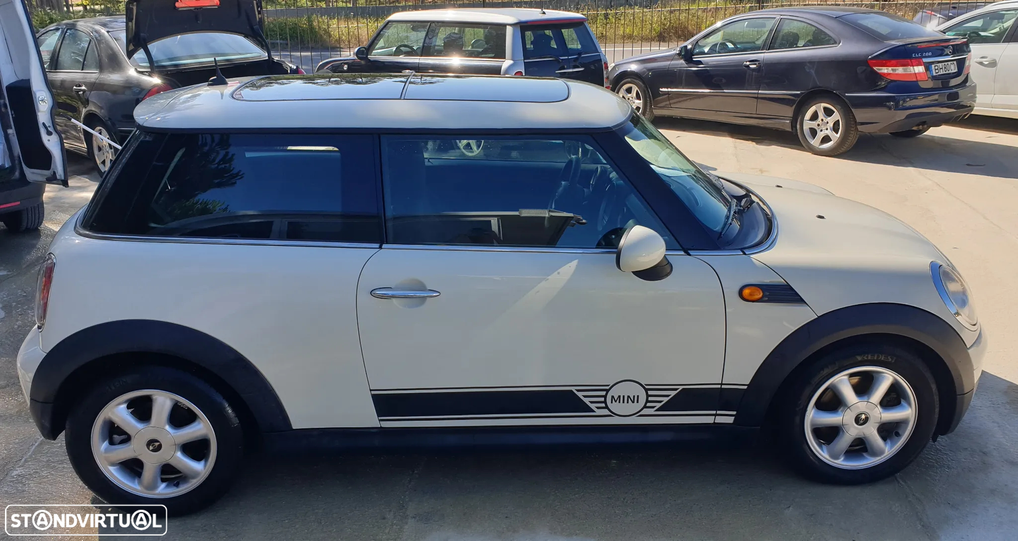MINI 3 Portas One D - 4