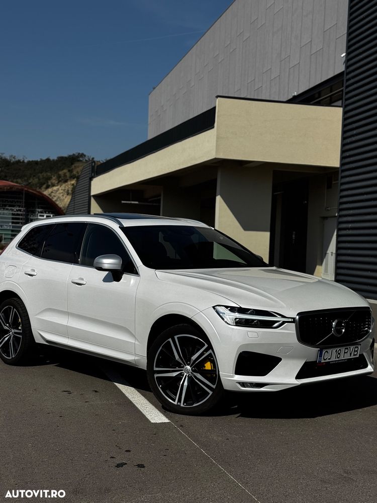 Volvo XC 60 D5 AWD R-Design - 4