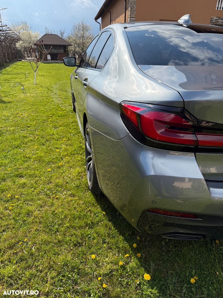 BMW Seria 5 520d xDrive AT MHEV - 6