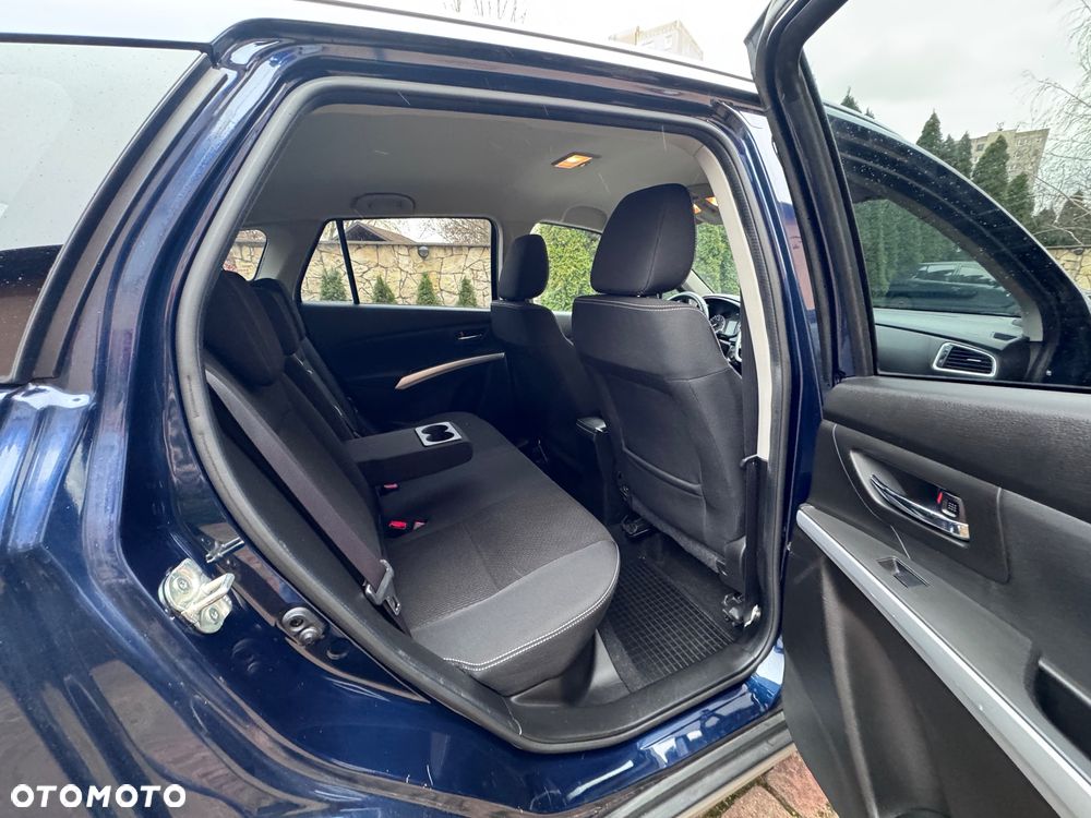 Suzuki SX4 S-Cross 1.0 T Premium 4WD - 25