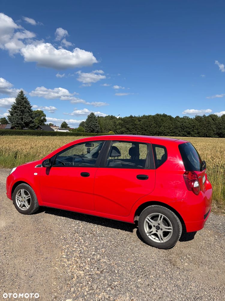 Chevrolet Aveo 1.2 16V Base - 2