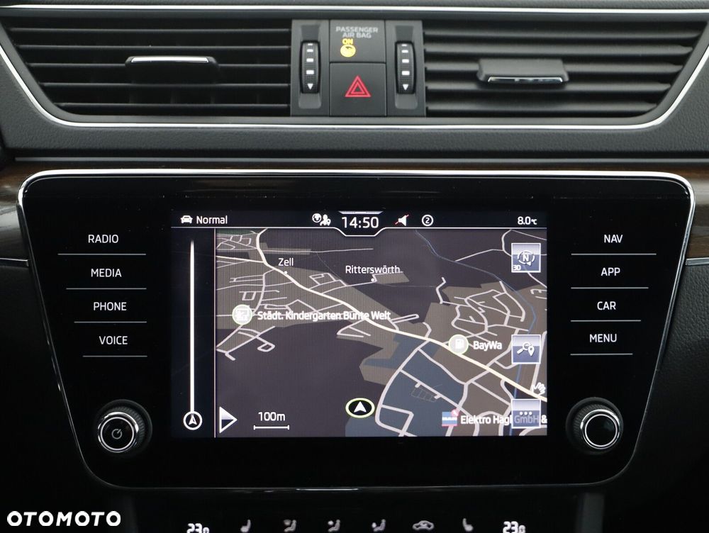 Skoda Superb 2.0 TDI SCR 4x4 Scout DSG - 23