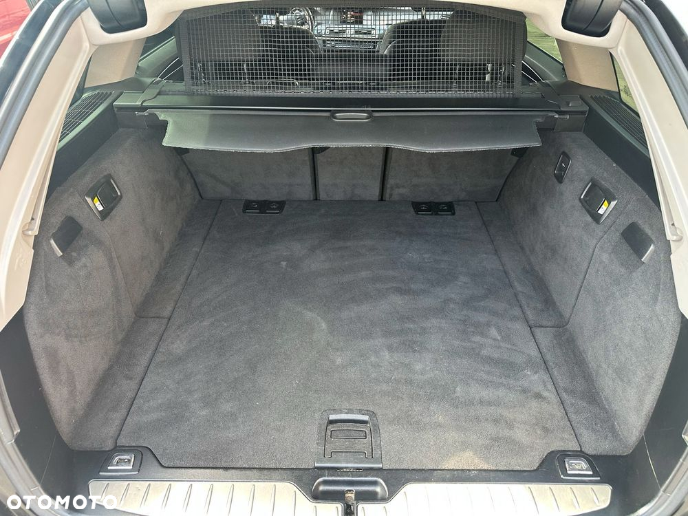 BMW Seria 5 520d xDrive - 26