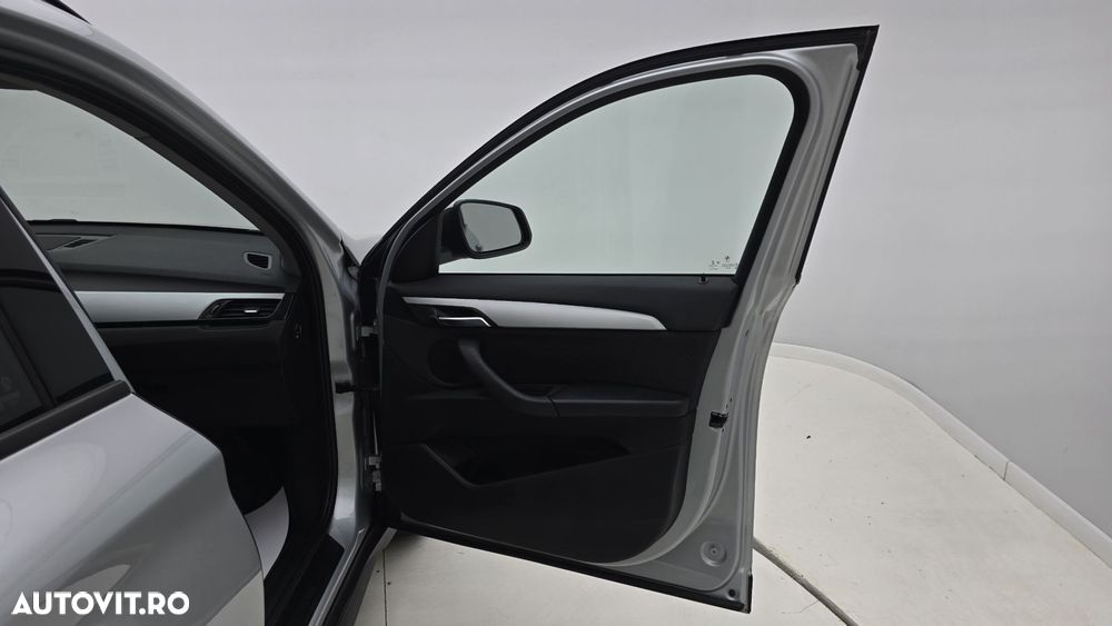 BMW X1 xDrive20d AT - 18