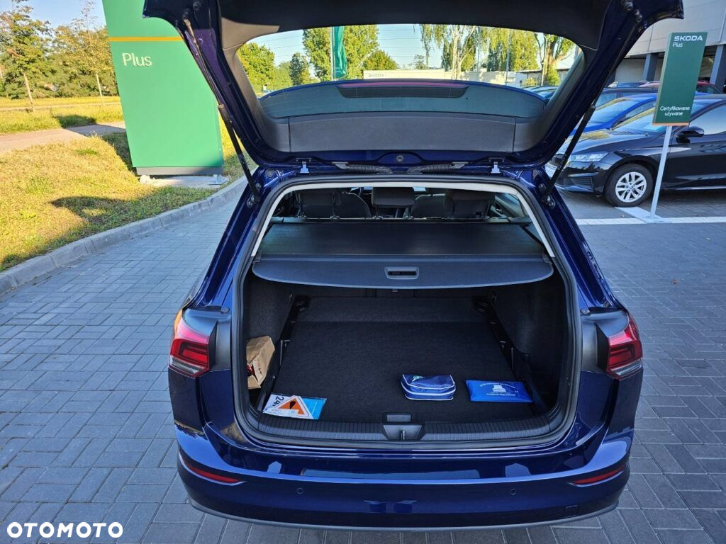 Volkswagen Golf VIII 2.0 TDI Life DSG - 8