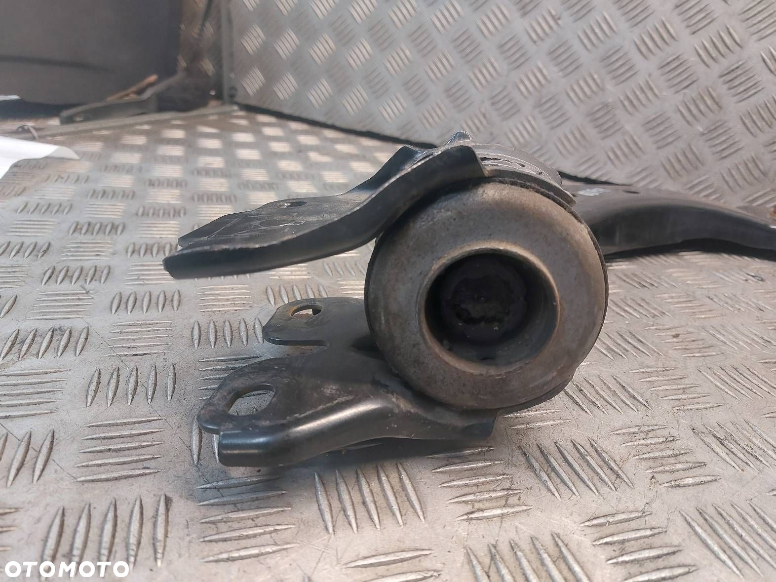 WAHACZ LEWY PRZÓD + PRAWY PRZÓD VOLVO XC60 I 8G9N-3A053-A S060473 - 3