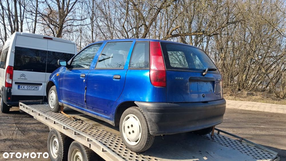 Na części FIAT PUNTO I 55 SX silnik 1.1 8v SPI 176B2000 lakier 246A skrzynia maska zderzak drzwi klapa szyba fotel kanapa lusterko lampa deska - 3