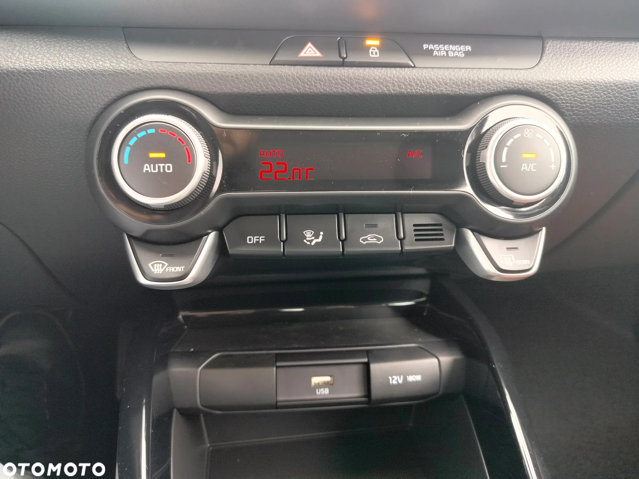 Kia Stonic 1.2 L - 13
