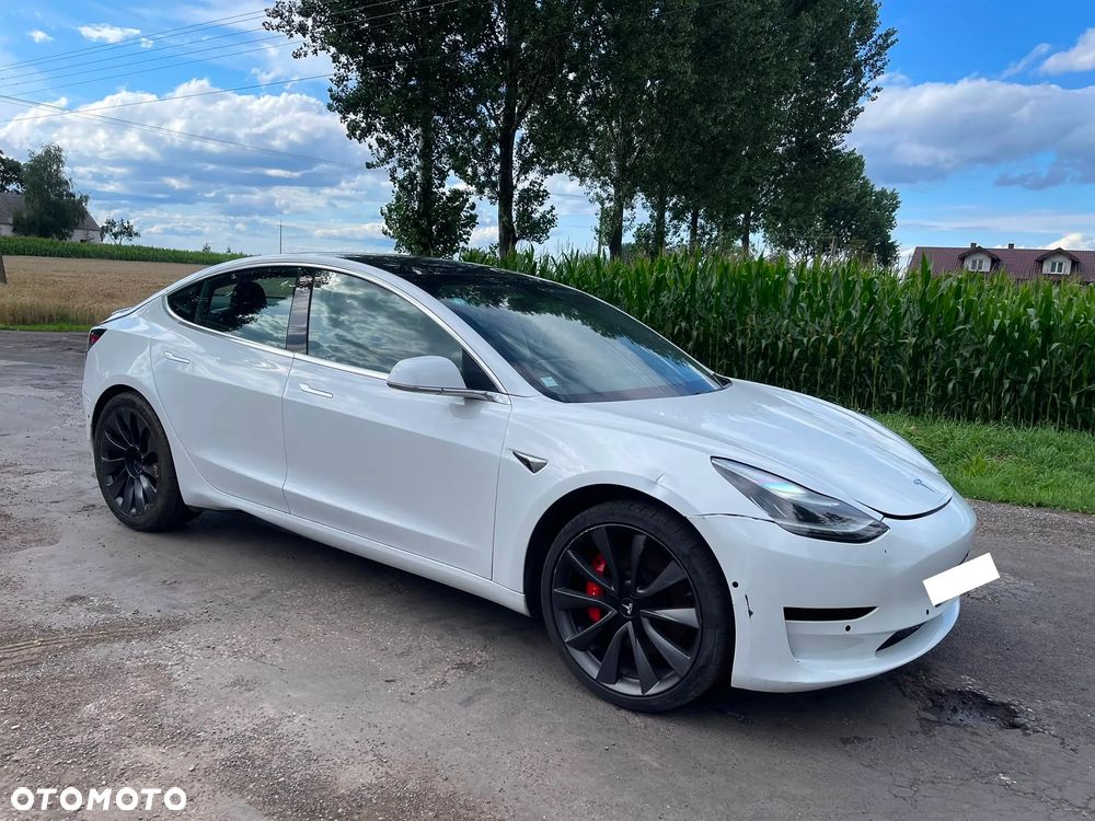 Tesla Model 3 Langstreckenbatterie Allradantrieb Dual Motor - 2