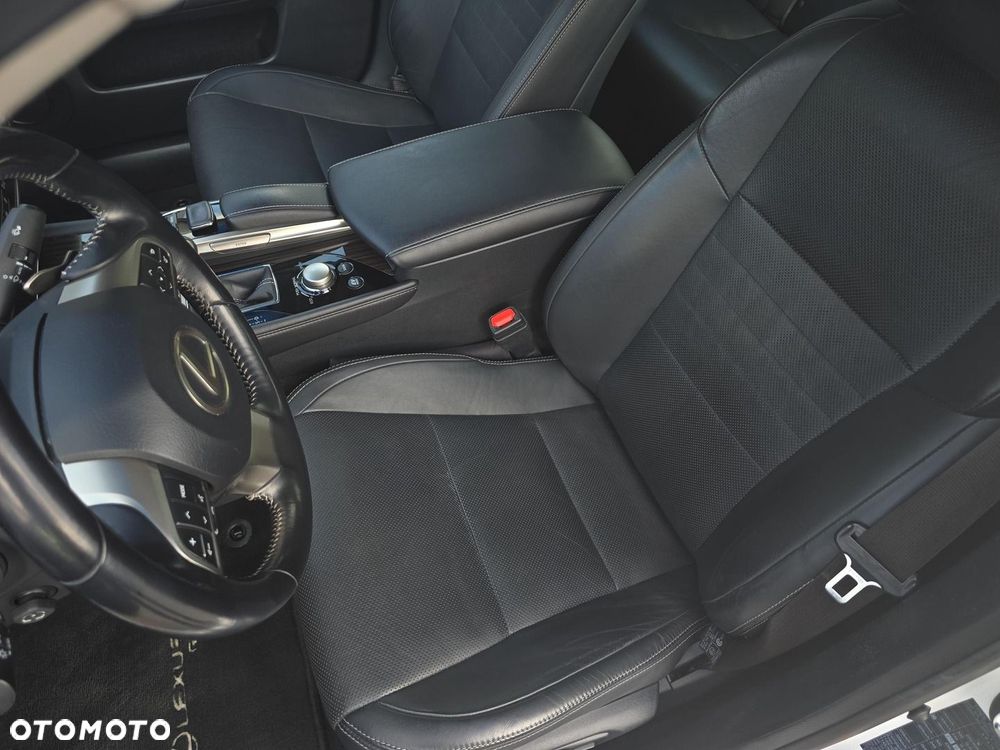 Lexus GS 300h Elegance - 14