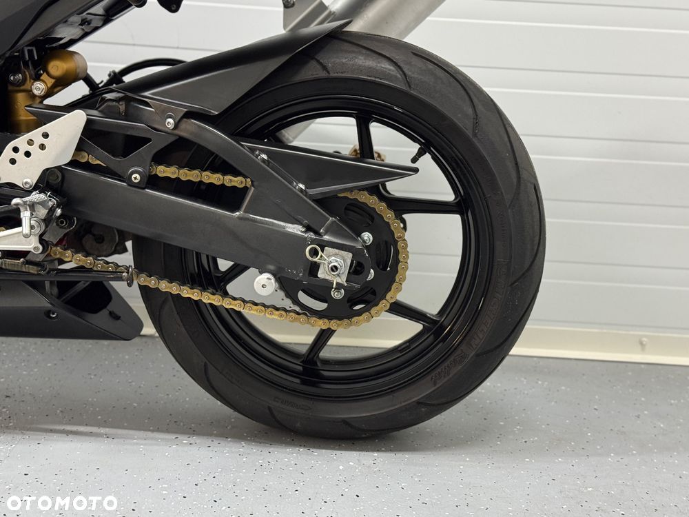 Kawasaki ZXR - 15