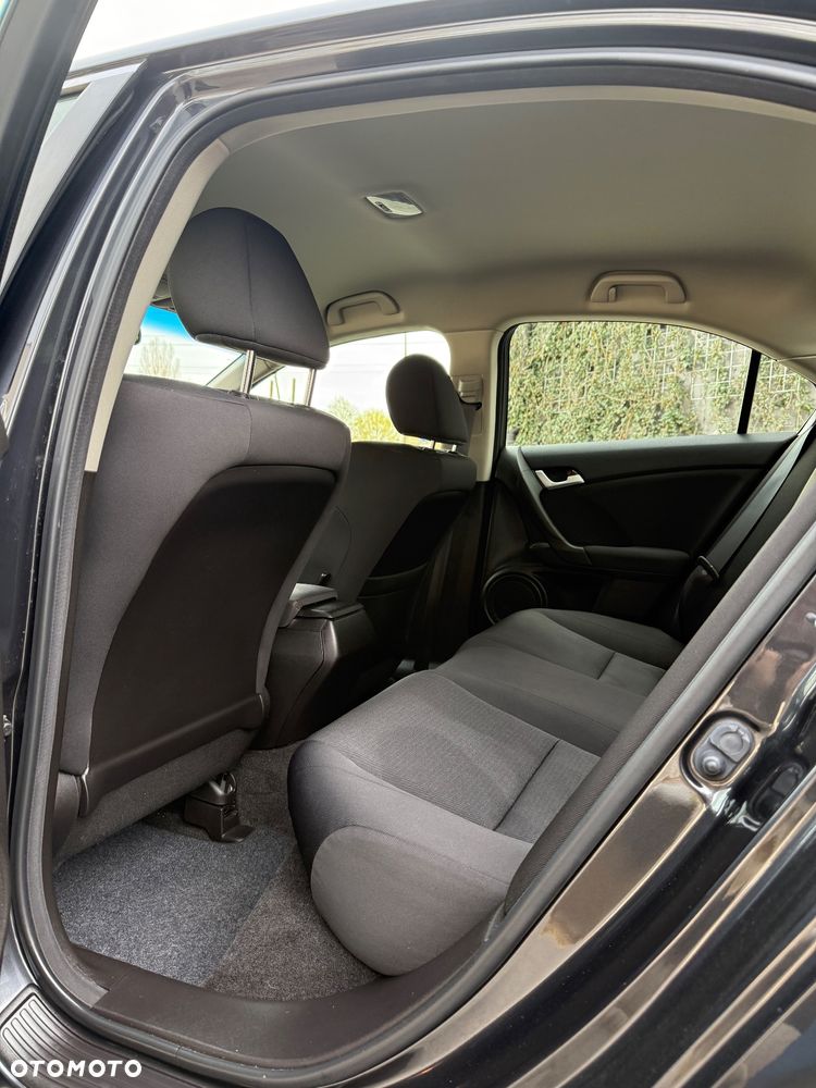 Honda Accord 2.0 Elegance 50 Jahre Edition - 32