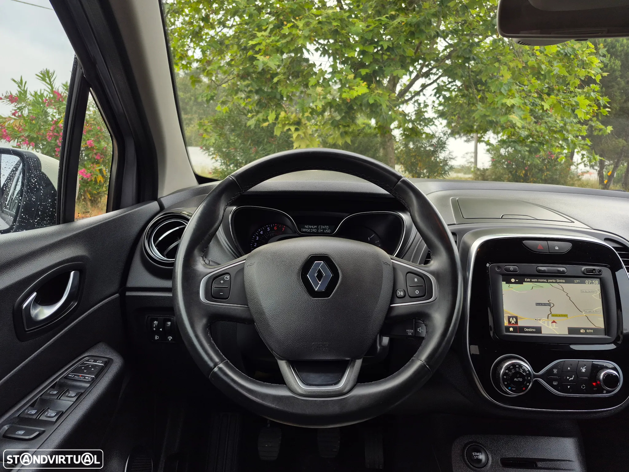 Renault Captur 0.9 TCE Exclusive - 13