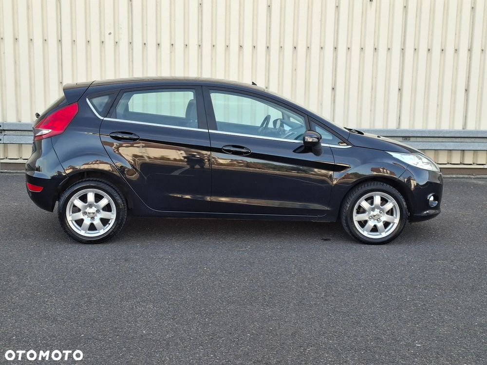 Ford Fiesta 1.25 Titanium - 9