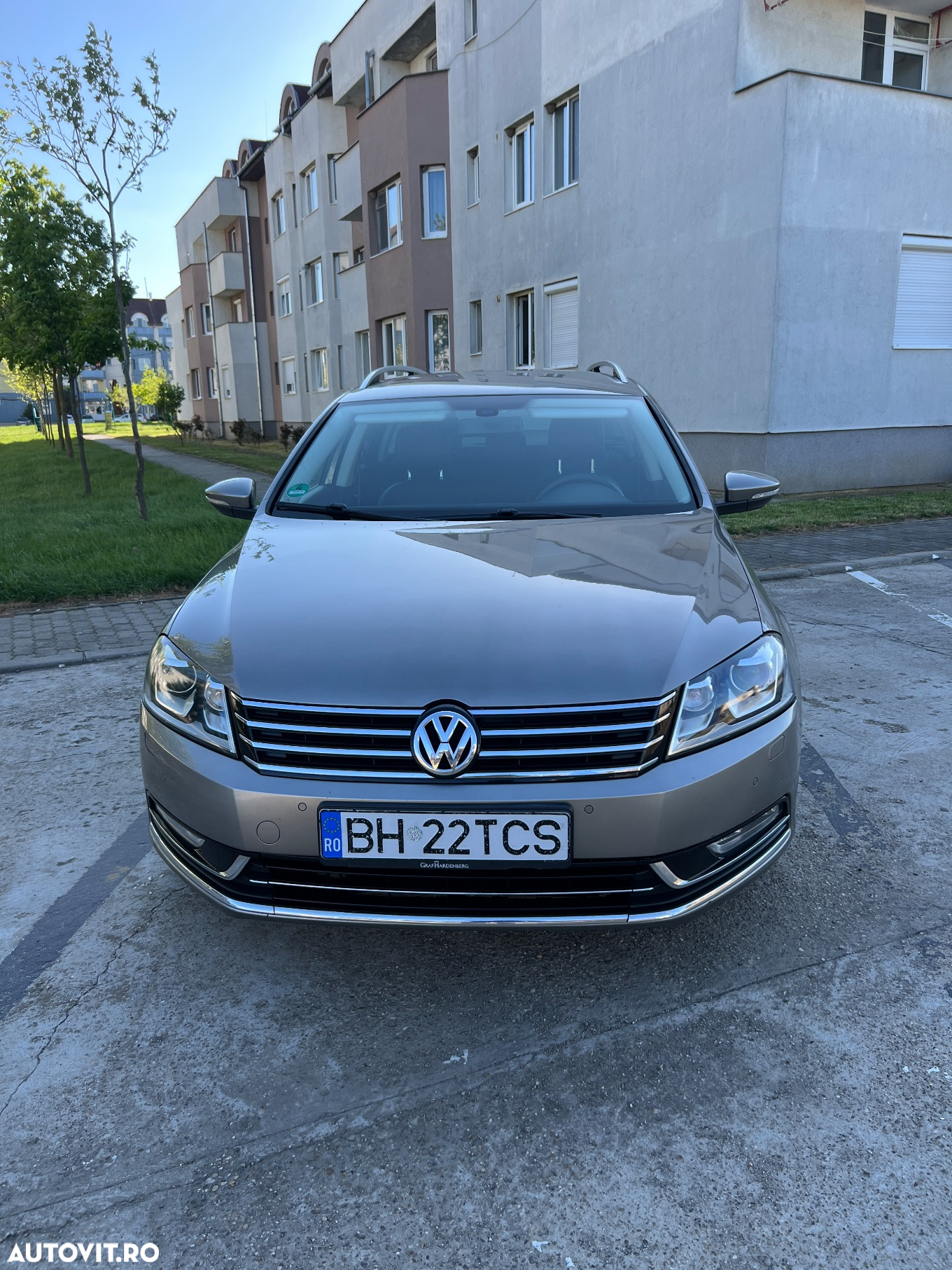 Volkswagen Passat Variant 2.0 TDI BlueMotion Technology Highline - 3