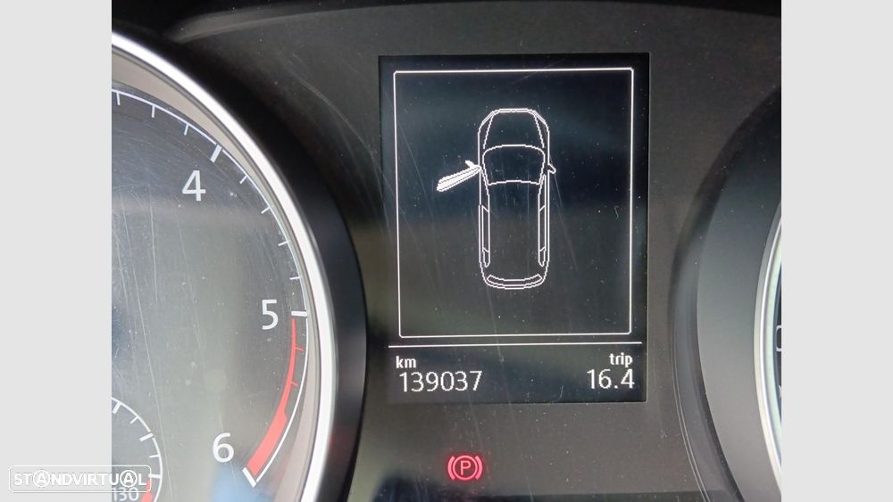 VW Golf Variant 1.6 TDi Confortline - 22