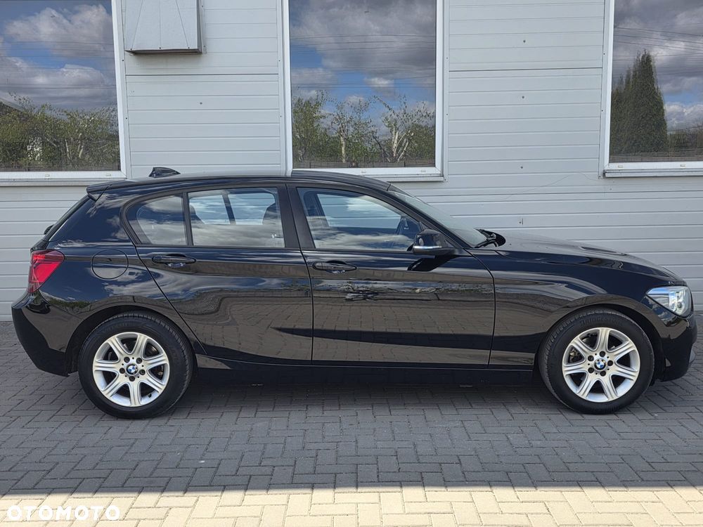 BMW Seria 1 116i - 11