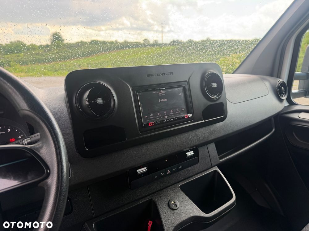 Mercedes-Benz Sprinter 519 CDI Automat Carrier 350 12/230v - 6