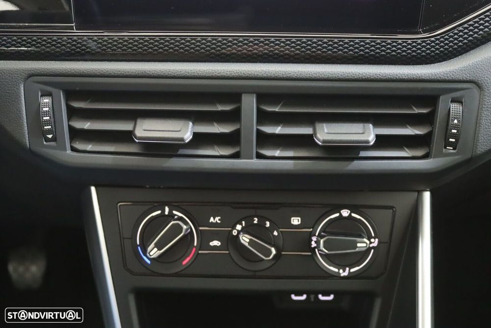 VW Polo 1.0 TSI Urban - 29