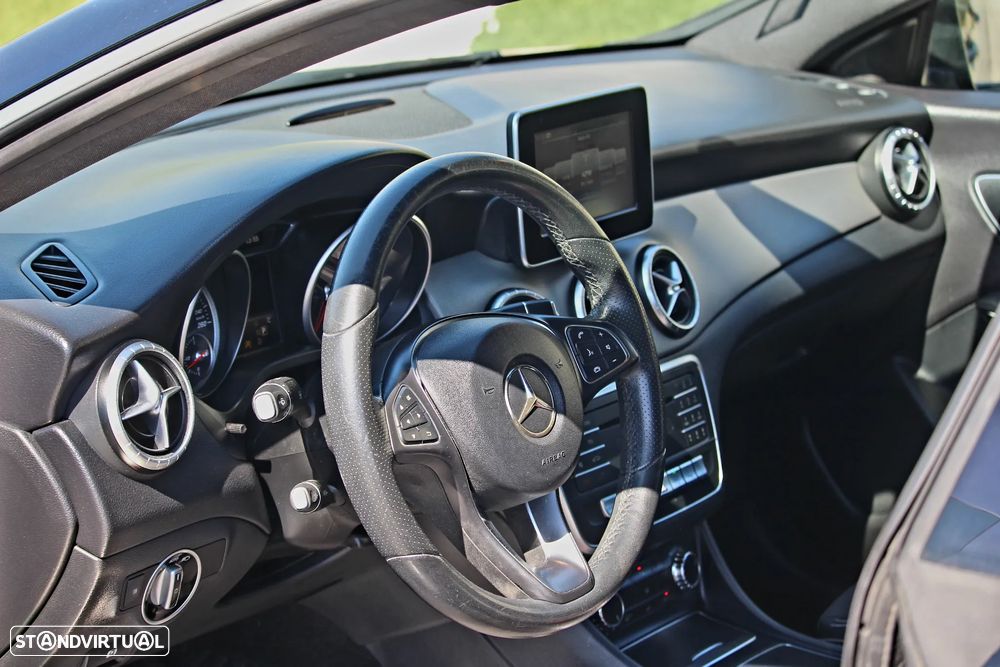 Mercedes-Benz CLA 180 d Urban Aut. - 12
