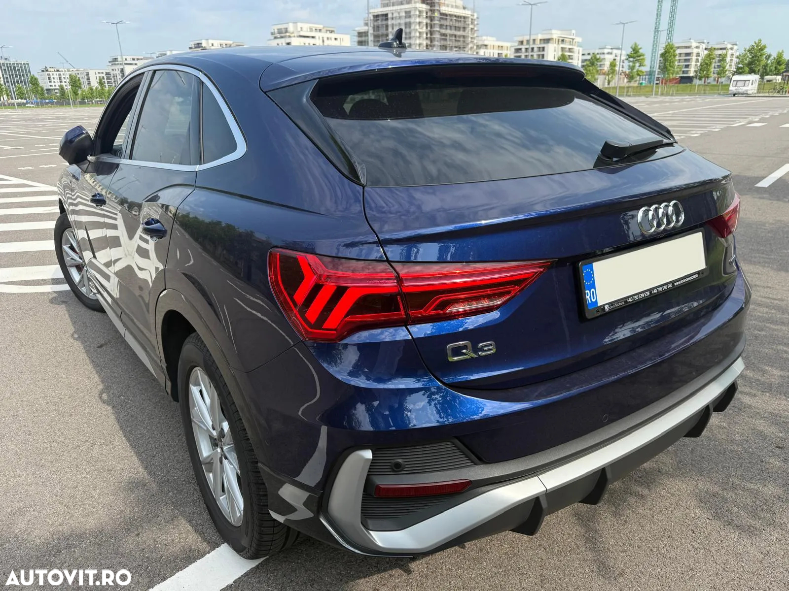 Audi Q3 Sportback 2.0 40 TFSI quattro S tronic S Line - 4