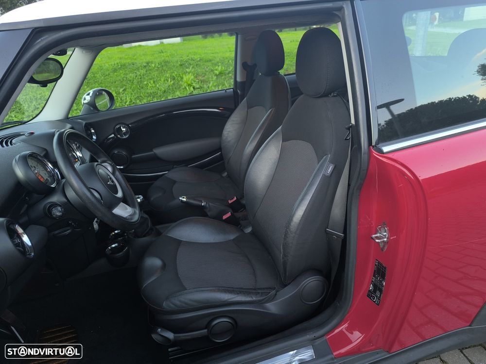 MINI 3 Portas Cooper D - 8