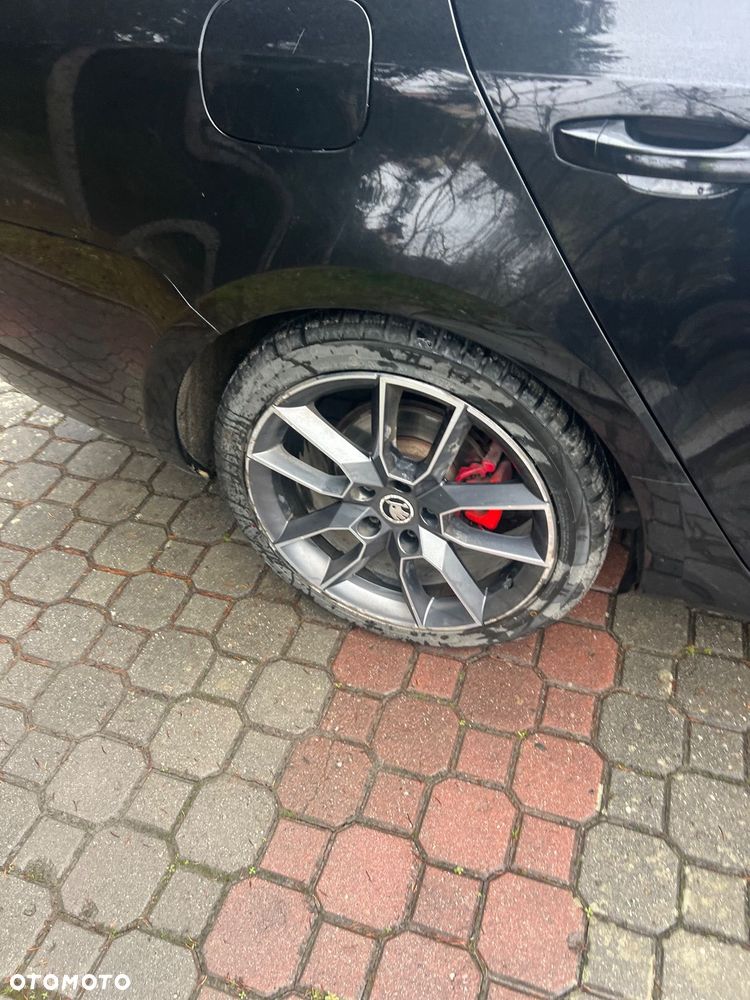 Skoda Octavia 2.0 TDI (Green tec) RS - 12