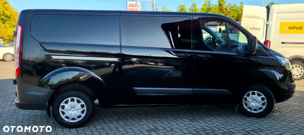 Ford TRANSIT CUSTOM - 17