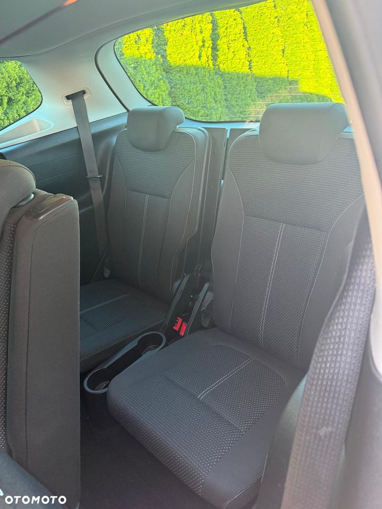 Opel Zafira Tourer 1.6 SIDI Turbo Innovation - 17