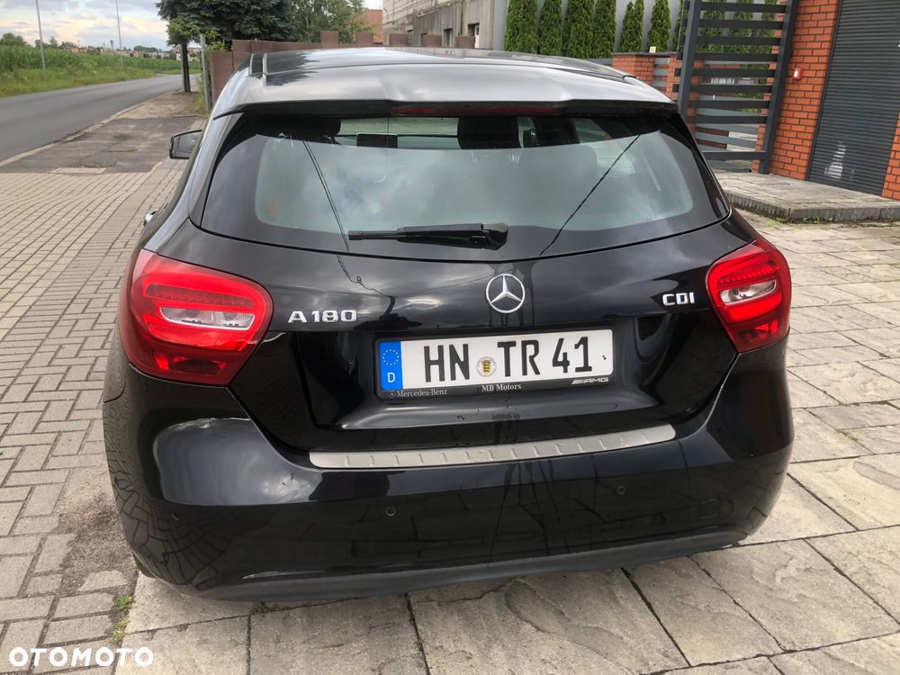 Mercedes-Benz Klasa A 180 CDI (BlueEFFICIENCY) - 3