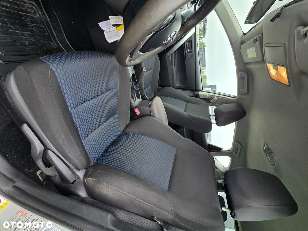 Toyota Auris 1.6 Active - 16