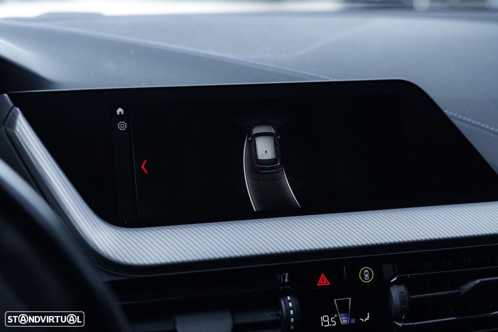 BMW 116 d Pack Desportivo M - 41