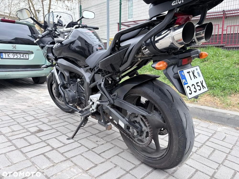 Yamaha FZ6 - 16