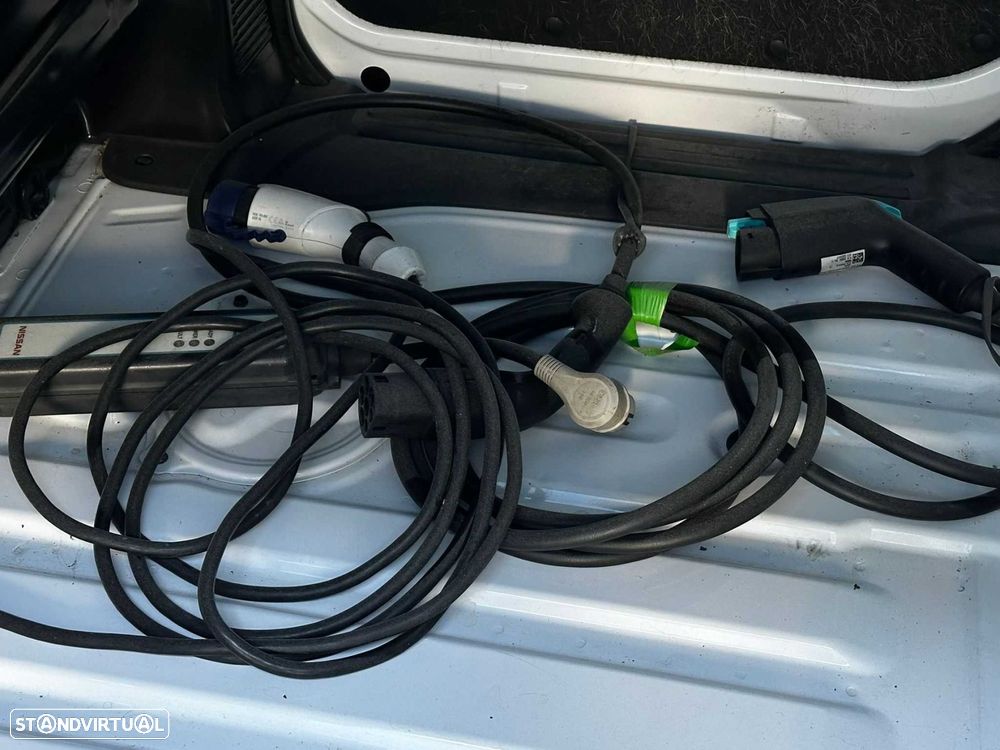 Nissan e-NV200 Combi Outro - 17