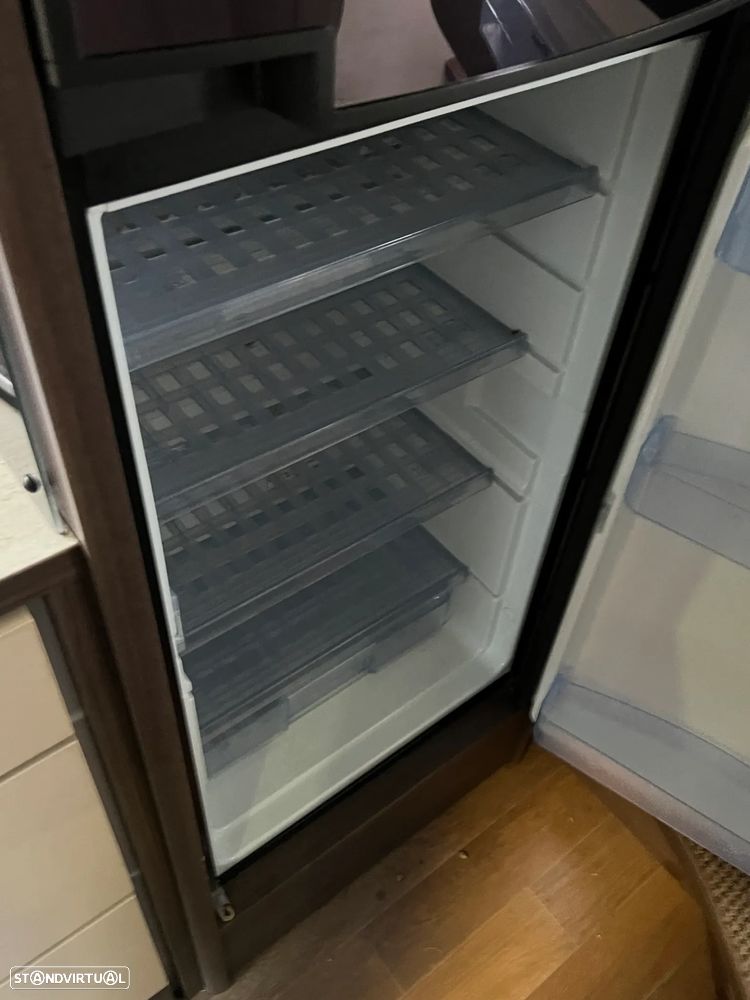 Burstner Viseo Cama Central - 34