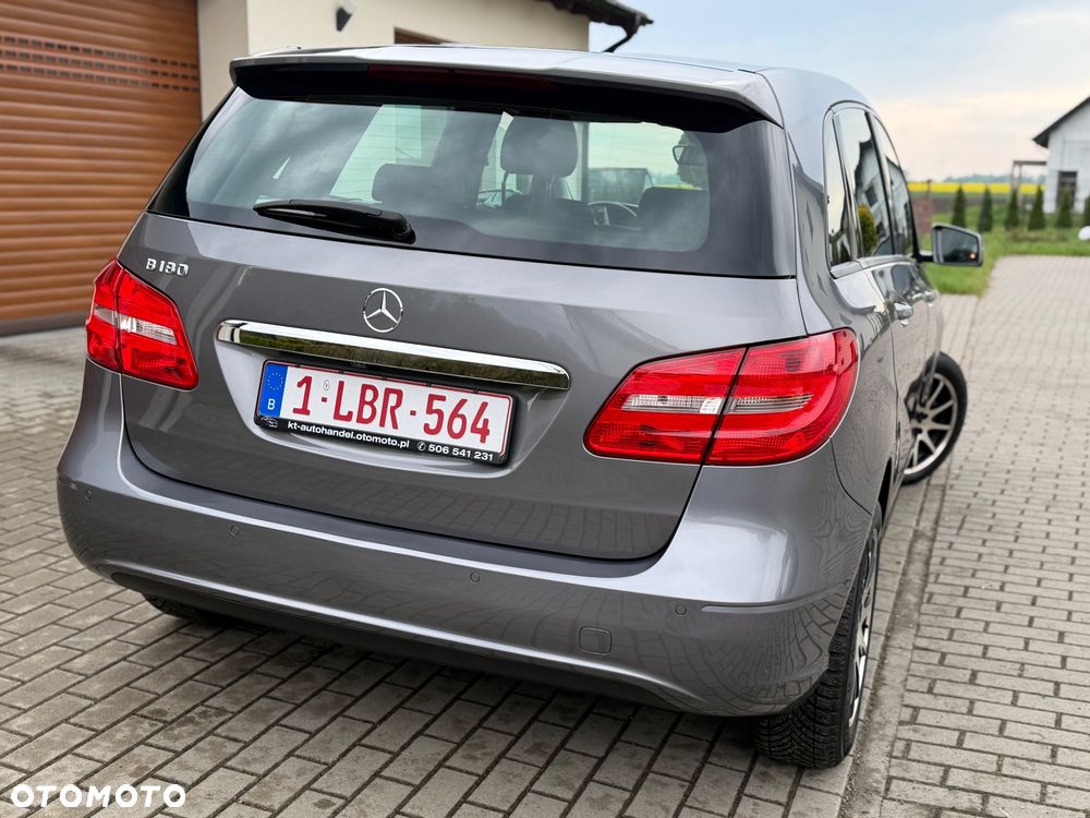 Mercedes-Benz Klasa B 180 7G-DCT Edition - 33