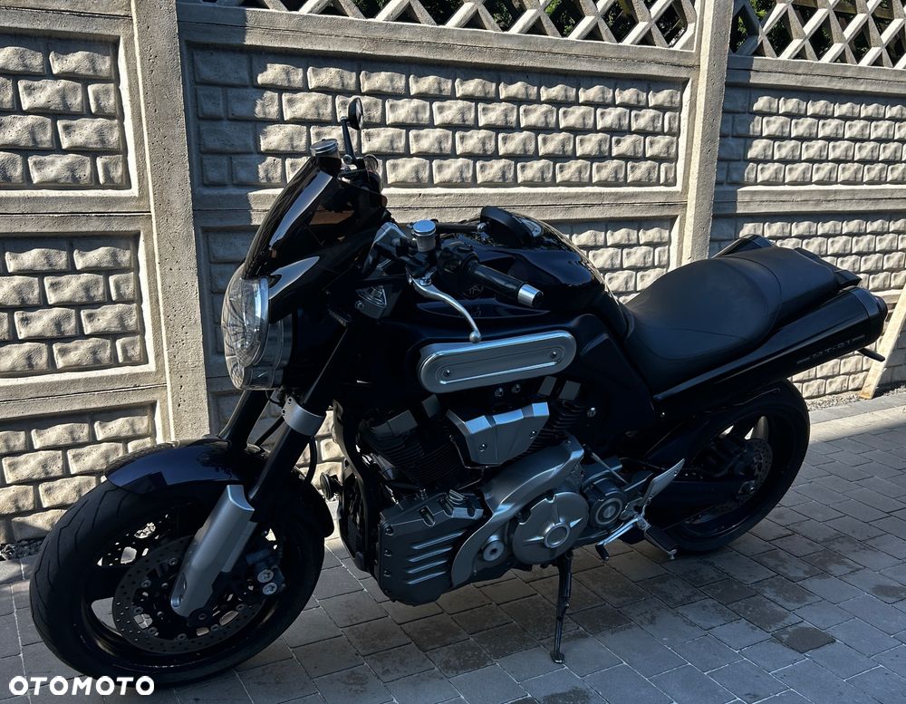 Yamaha MT - 18