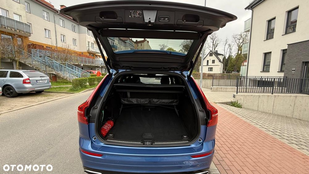 Volvo XC 60 D4 Geartronic RDesign - 16