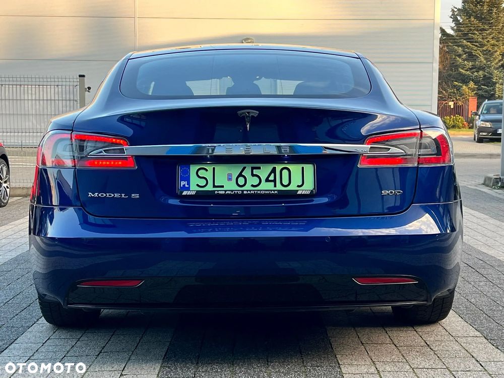 Tesla Model S Long Range Plus - 5