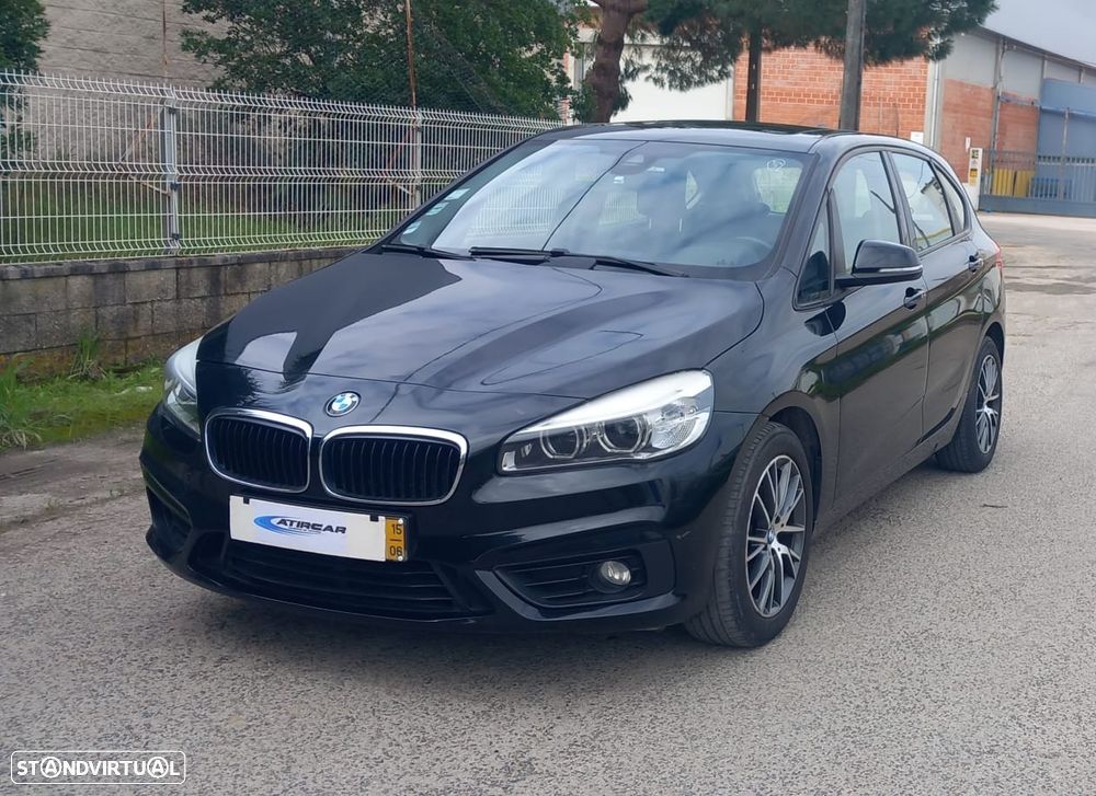 BMW 218 Active Tourer d Aut. Sport Line - 3