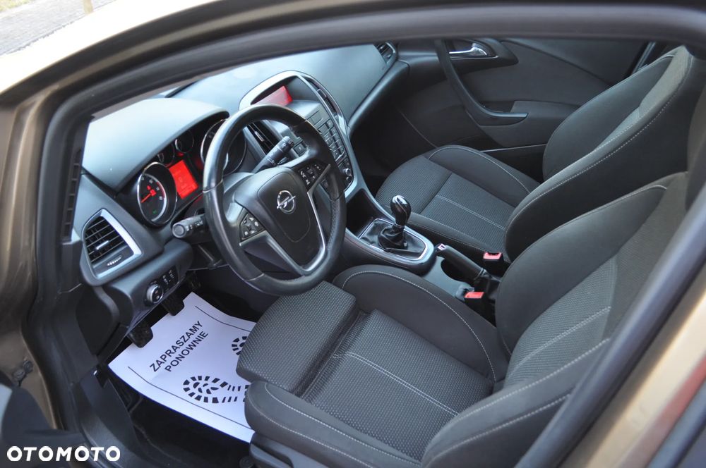 Opel Astra 1.4 Turbo Color Edition - 17