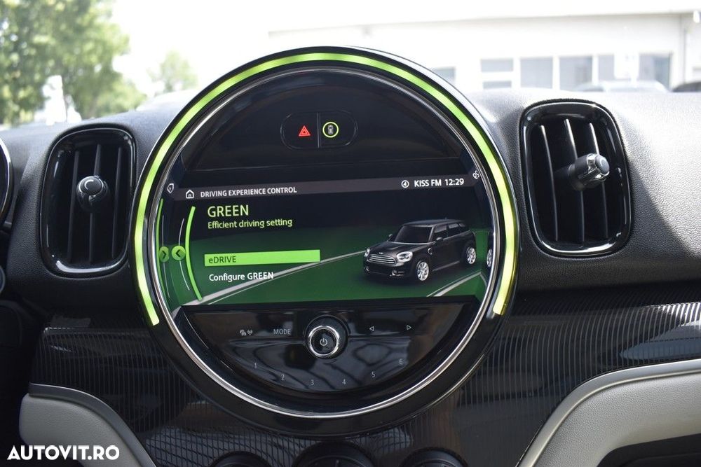 Mini Countryman Cooper SE ALL4 AT - 22