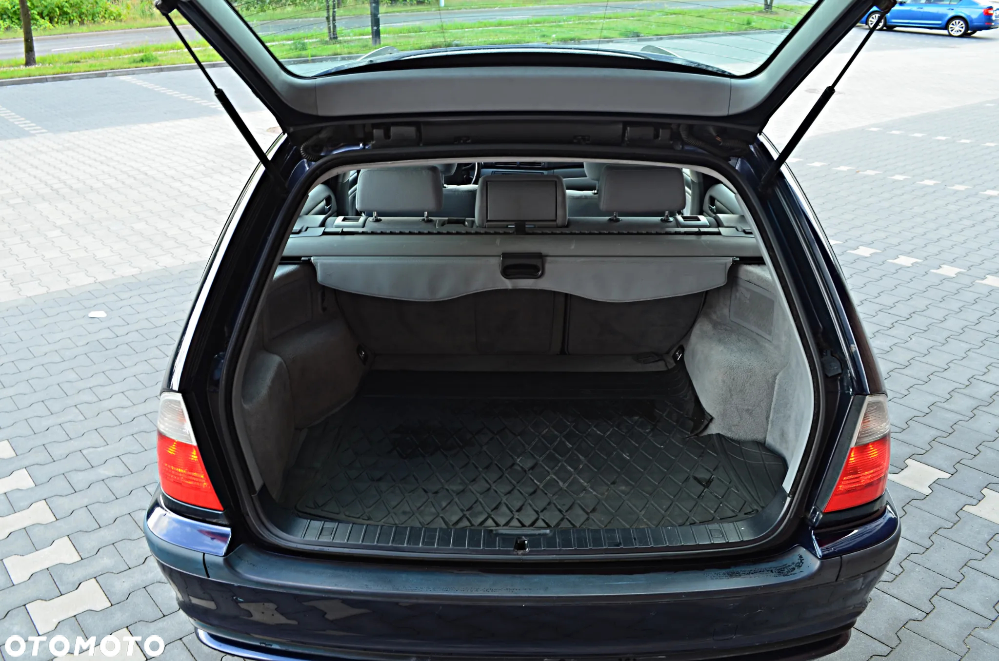 BMW Seria 3 320d Touring - 7