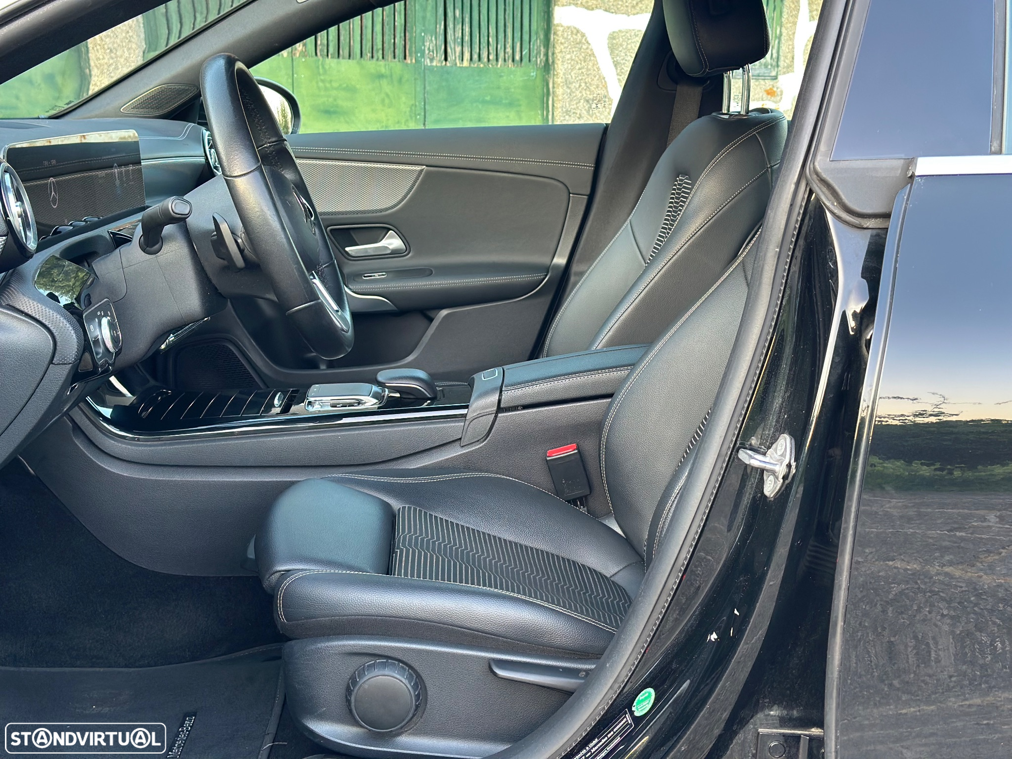 Mercedes-Benz CLA 180 d Shooting Brake 7G-DCT Progressive - 29