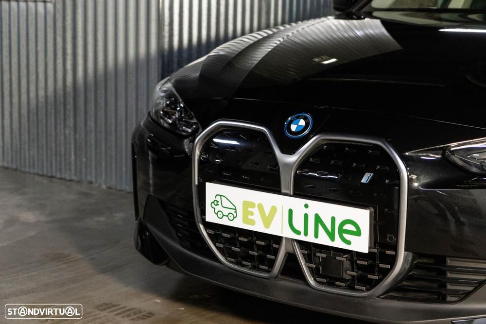 BMW i4 eDrive40 - 15